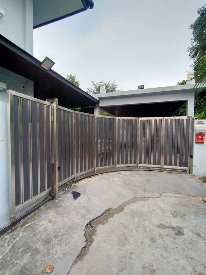 รับทำประตูสแตนเลสรางรถไฟใกล้ฉัน