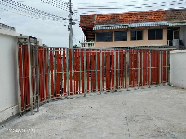 รับทำประตูสแตนเลสบานเลื่อนโค้ง / รับทำประตูสแตเลสรางรถไฟ